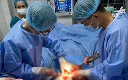 Hai bệnh viện hợp sức cứu sống mẹ con sản phụ bị suy hô hấp nặng