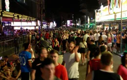 Hòn đảo kỳ lạ "hạn chế tiệc tùng" do lo ngại hành vi tiêu cực của du khách