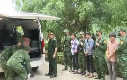 Bắt quả tang 6 đối tượng nước ngoài vận chuyển 121kg ma túy