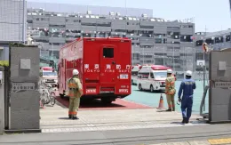 Hơn 30 học sinh nhập viện do sự cố bình xịt hơi cay tại trường học ở Nhật Bản