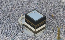 Người hành hương đổ về thánh địa Mecca