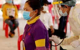 Campuchia ban hành cảnh báo về cúm mùa và COVID-19