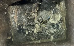 Hà Nội: Xử phạt chủ quán bún ngan xả nước váng mỡ xuống hệ thống thoát nước