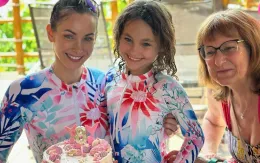 Hoa hậu Hoàn vũ 2005 hạnh phúc với vai trò mẹ đơn thân