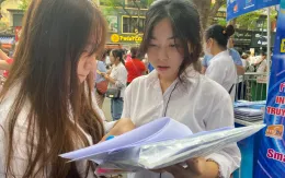 Thí sinh than đề Toán khó, không dễ đạt điểm 8