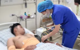 Nam thanh niên bị bỏng do điện cao áp phóng qua cần câu cá