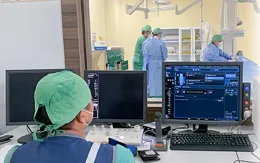 Vỡ thận sau khi bị thanh sắt đập vào lưng
