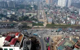 Phân luồng phục vụ thi công hầm chui nút giao Vành đai 2,5 - Giải Phóng