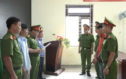 Đâm người khác trọng thương do tranh giành mối bỏ nem chả