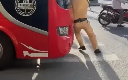 Triệu tập tài xế ô tô khách liều lĩnh húc đẩy cán bộ CSGT rồi tăng ga bỏ chạy