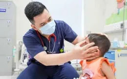Liên tiếp 4 trẻ nhập viện trong tình trạng nặng do ong đốt