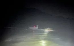 Một thuyền viên thiệt mạng do rơi xuống biển