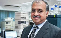 Tỉ phú Ấn Độ đưa 4.500 nhân viên đến Việt Nam du lịch là ai?