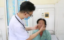Ăn rau sống thường xuyên - Người phụ nữ nhiễm 5 loại giun sán nguy hiểm