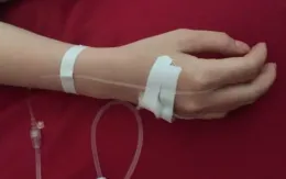 Sốt xuất huyết - Truyền dịch phải có chỉ định của bác sĩ