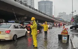 Bị xử phạt vì đăng tin sai sự thật về công tác phòng, chống lũ lụt của Hà Nội