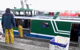 Ngư dân Pháp sốc khi vớt được thi thể người di cư