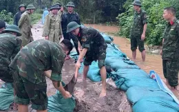 Nước lũ tràn nhiều tuyến đê bối ở Nam Định, hàng loạt khu dân cư ngập lụt