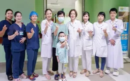 Ghép thận cho bệnh nhi suy thận mạn giai đoạn cuối, suy tim trên bệnh nền rối loạn đông máu