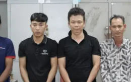 Bắt giữ 4 đối tượng cướp giật vé số của người tàn tật