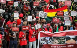 Hệ lụy từ nạn đào vàng trái phép tại Ghana