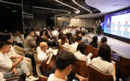 AI có tác động thế nào trong đào tạo tiếng Anh trực tuyến?