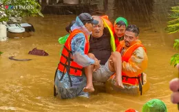 Nghĩa đồng bào giữa tâm lũ tại Quảng Bình