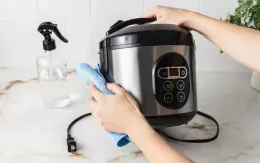 Mẹo vệ sinh nồi cơm điện đúng cách