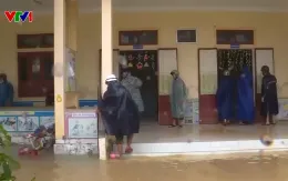 Nhiều học sinh Quảng Trị chưa thể đến trường sau lũ