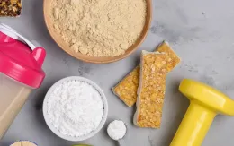 Nên ăn trước hay sau khi luyện tập thể dục thể thao?