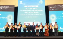 10 giải thưởng Thành phố thông minh Việt Nam 2024 được trao cho 6 đô thị