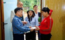 Công đoàn Đài Truyền hình Việt Nam thăm hỏi, tặng quà người dân thôn Làng Nủ