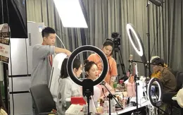 Thương mại điện tử chú trọng kênh KOL, KOC