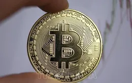 Bitcoin phục hồi trên 70.000 USD, nhà đầu tư vẫn thận trọng
