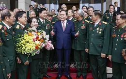 Chủ tịch Quốc hội Trần Thanh Mẫn gặp mặt Đoàn đại biểu người có công Trung đoàn 271