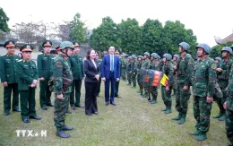 Phó Chủ tịch nước Võ Thị Ánh Xuân thăm, tặng quà và chúc Tết tại Phú Thọ