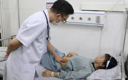 Cảnh báo suy gan, suy thận vì lạm dụng thuốc nam và các loại lá chữa bệnh