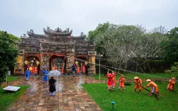 TP Huế tổ chức Lễ hạ Nêu khép lại Tết Nguyên đán