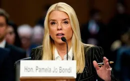 Mỹ có nữ Bộ trưởng Tư pháp đầu tiên