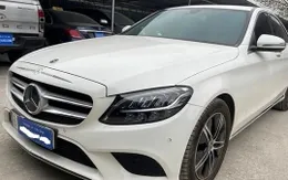 Lừa bán ô tô phát mại chiếm đoạt hàng tỷ đồng