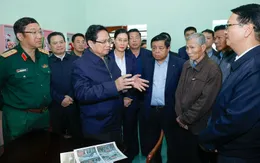 Thủ tướng kiểm tra việc xóa nhà tạm, nhà dột nát tại Quảng Ngãi