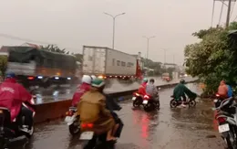 Đồng Nai: Mưa lớn, Quốc lộ 51 bị ngập nặng