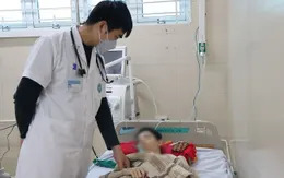 Giành lại sự sống cho bệnh nhân bị suy hô hấp nặng, tiền sử lao phổi