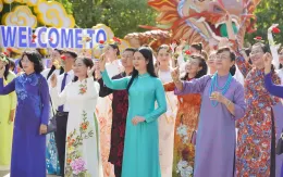 Lễ hội Áo dài TP Hồ Chí Minh hướng tới kỷ niệm 50 năm giải phóng miền Nam, thống nhất đất nước