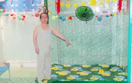 Khởi tố bảo mẫu có hành vi bạo hành trẻ ở Long An