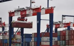 Mỹ áp thuế 25% với hàng hoá Canada và Mexico