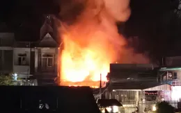 Cháy kho chứa len 200 m2 TP Đà Lạt, 10 tấn len bị thiêu rụi