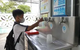Thêm 5.000 học sinh đồng bằng sông Cửu Long được tiếp cận nước sạch