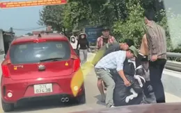 Nghệ An: Người dân kịp thời can ngăn người phụ nữ ôm 2 con nhỏ định nhảy cầu