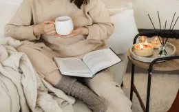 Đọc sách liệu pháp chữa lành tâm hồn giữa cuộc sống hiện đại